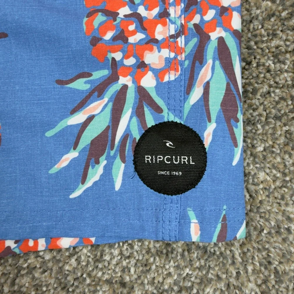 Rip Curl Mirage Board Shorts Mens 32 Blue Pineapple‎ Tropical Swim Trunks 03NMBO